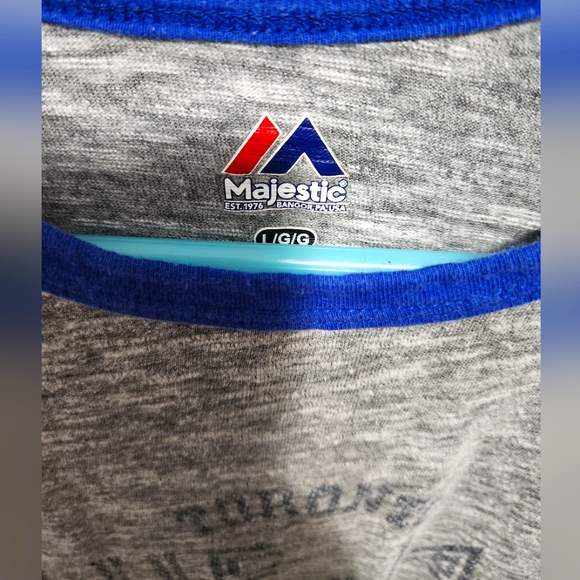 Toronto Blue Jays Half Sleeve Tee - Picture 2 of 2
